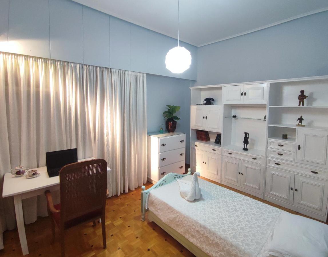 Charm & Comfort Near Petralona Station Athene Buitenkant foto