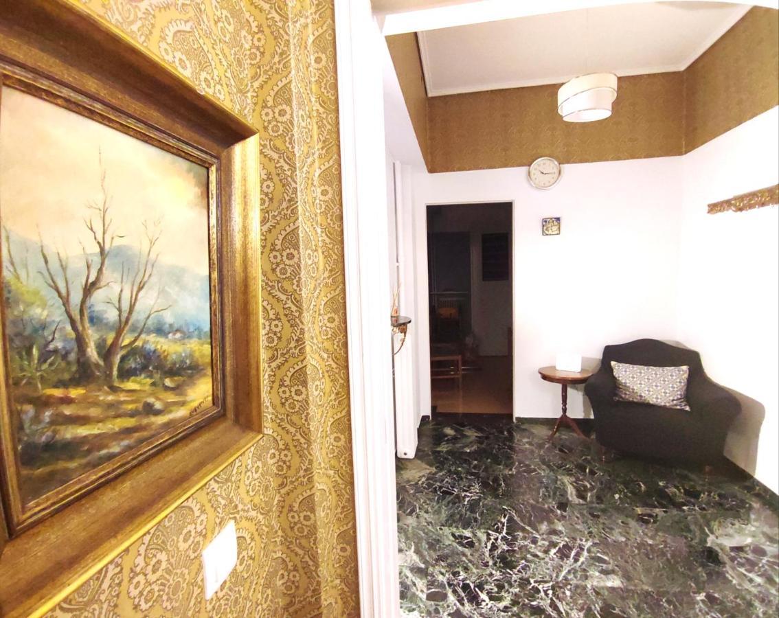 Charm & Comfort Near Petralona Station Athene Buitenkant foto